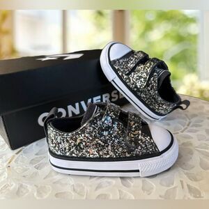 New Converse Toddler CTAS 2V OX Shimmer Sneakers Shoes
